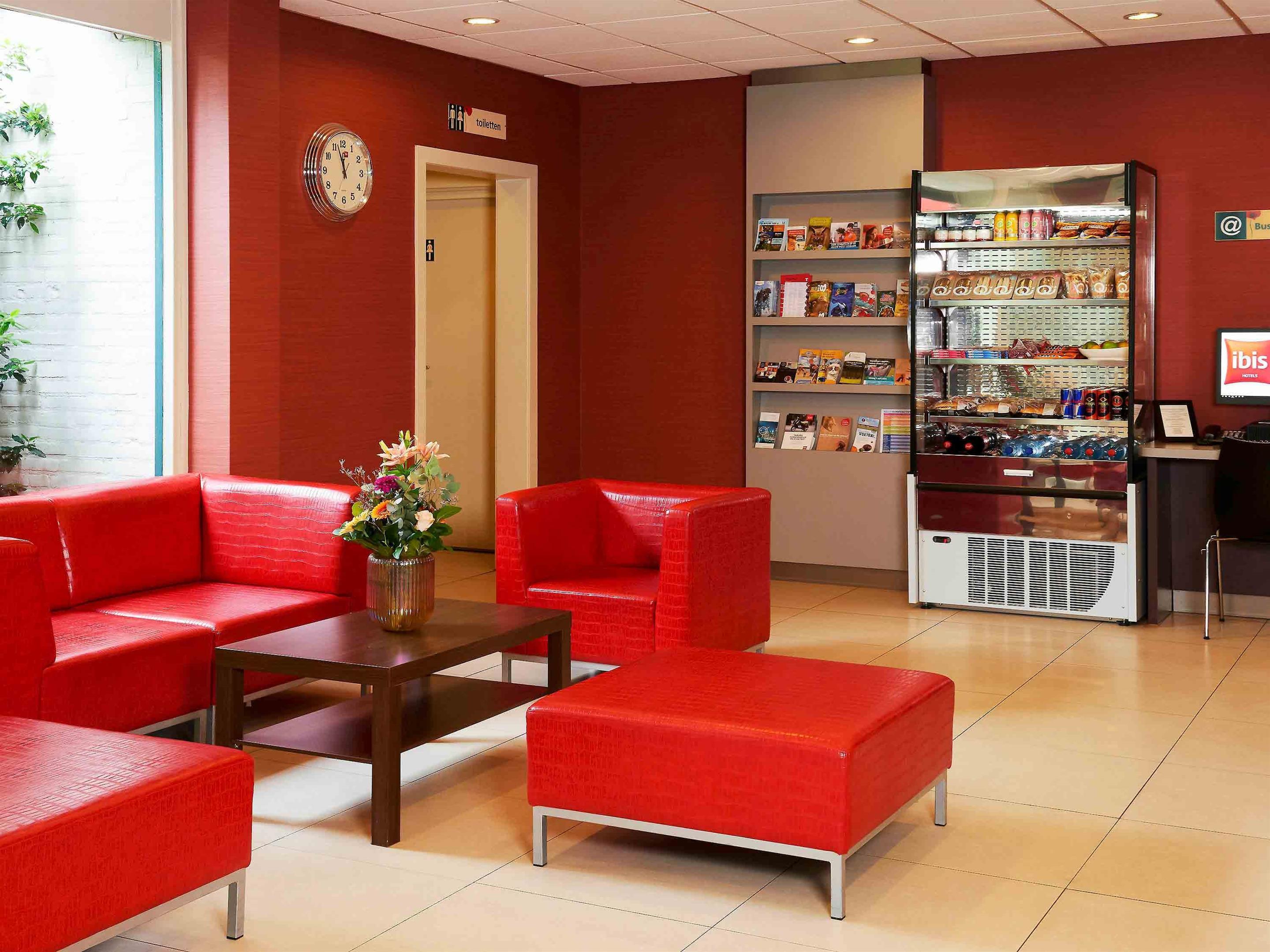 Ibis Tilburg Hotell Eksteriør bilde