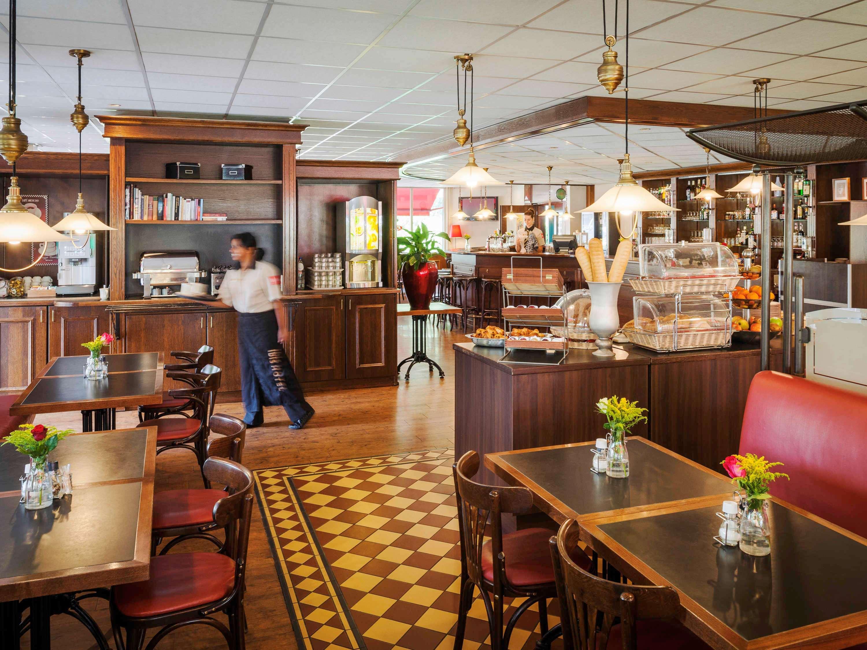 Ibis Tilburg Hotell Eksteriør bilde